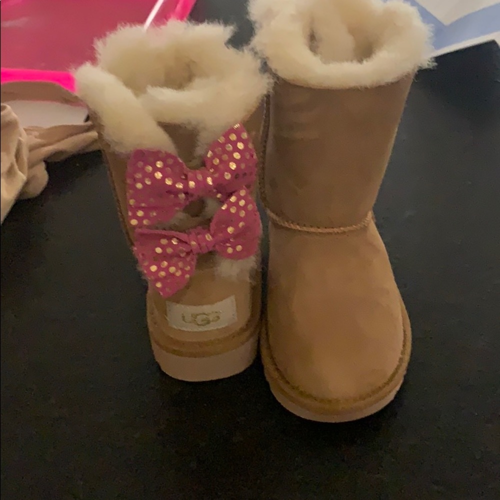 Ugg Meilani Dots Genuine Shearling Boot - NEW